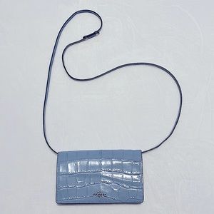 Baby Blue Coach Crossbody, leather, in great condition,